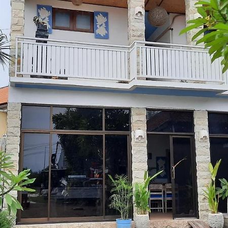 Turtle Island Homestay Sanur  Luaran gambar